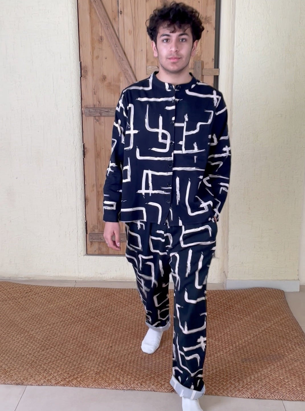 Organic cotton and linen black and white shirt