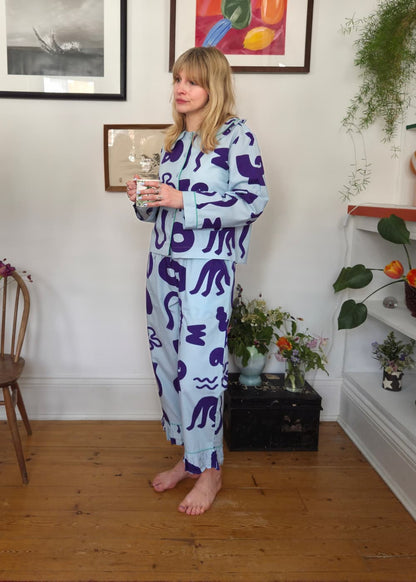 Organic Cotton Pyjama Set in Blue Things